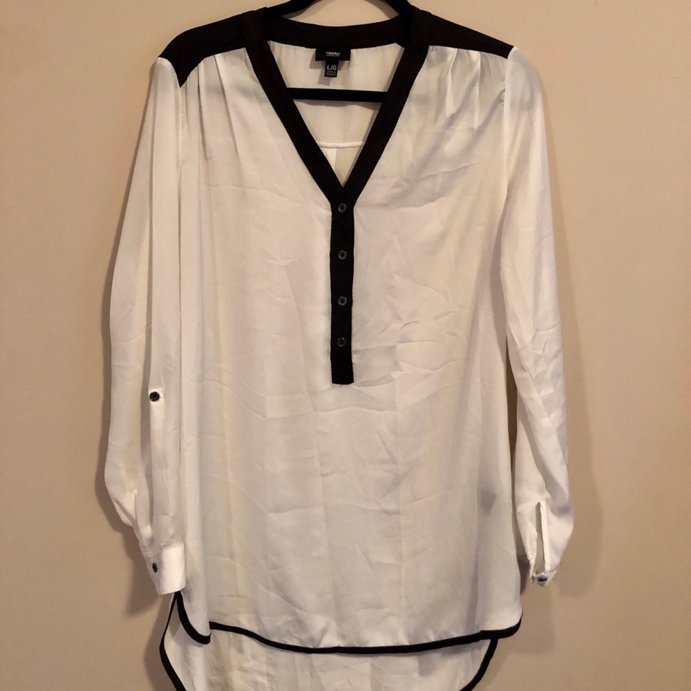 BLACK AND WHITE SILK DRESS SHIRT
